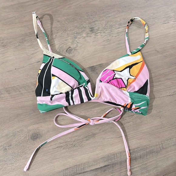 Maaji Colorful Triangle Cup String Criss Cross Back Bikini Top Size Small - Picture 1 of 3